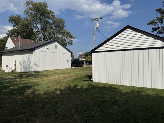 23880 Shook Road, Clinton Township, MI 48035