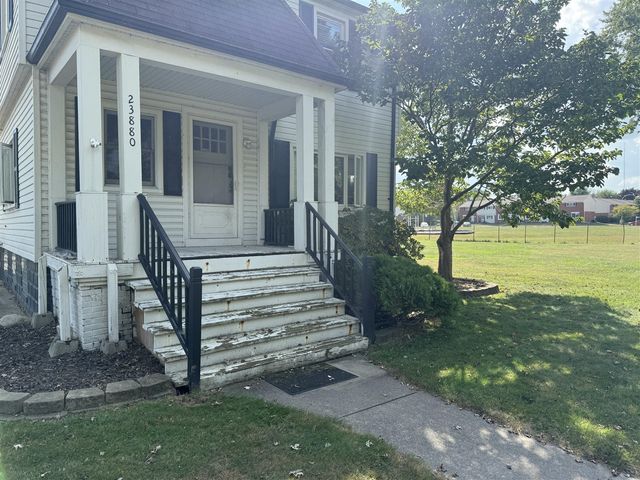 23880 Shook Road, Clinton Township, MI 48035