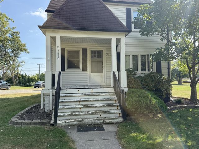 23880 Shook Road, Clinton Township, MI 48035