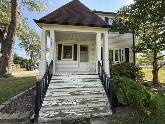 23880 Shook Road, Clinton Township, MI 48035