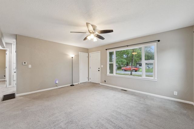 616 E Wayne st, Wichita, KS 67216