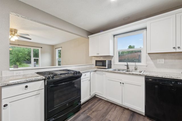 616 E Wayne st, Wichita, KS 67216