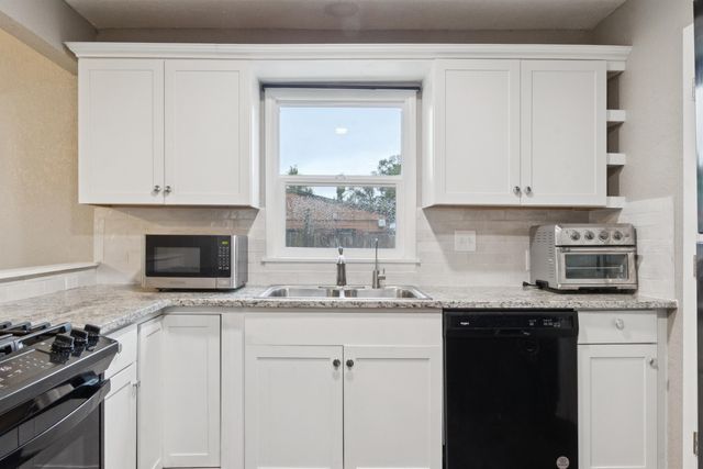 616 E Wayne st, Wichita, KS 67216