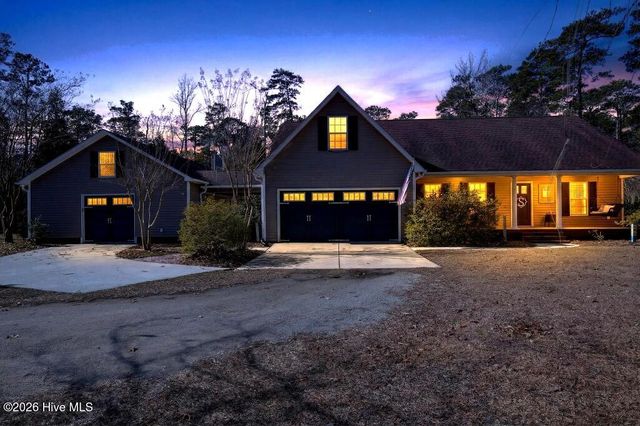 403 Seven Seas Drive, Havelock, NC 28532