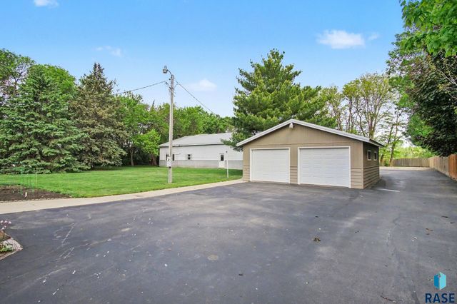 47852 273rd St Street, Harrisburg, SD 57032