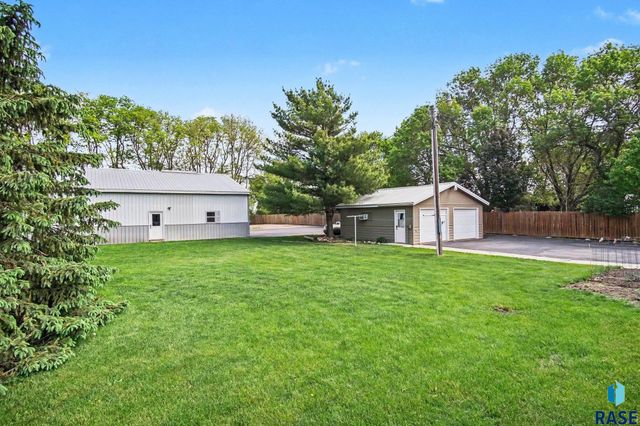 47852 273rd St Street, Harrisburg, SD 57032