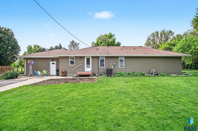 47852 273rd St Street, Harrisburg, SD 57032