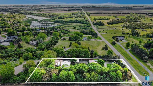 47852 273rd St Street, Harrisburg, SD 57032