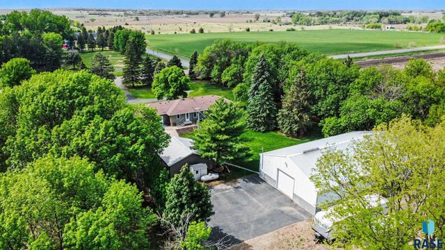 47852 273rd St Street, Harrisburg, SD 57032