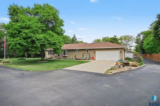 47852 273rd St Street, Harrisburg, SD 57032