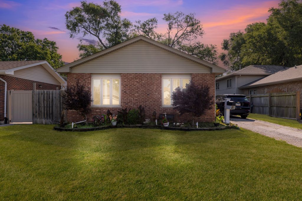 14801 S Harrison Avenue, Posen, IL 60469