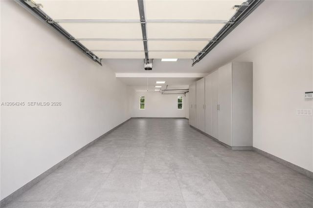 411 NW 125th Ave, Miami, FL 33182