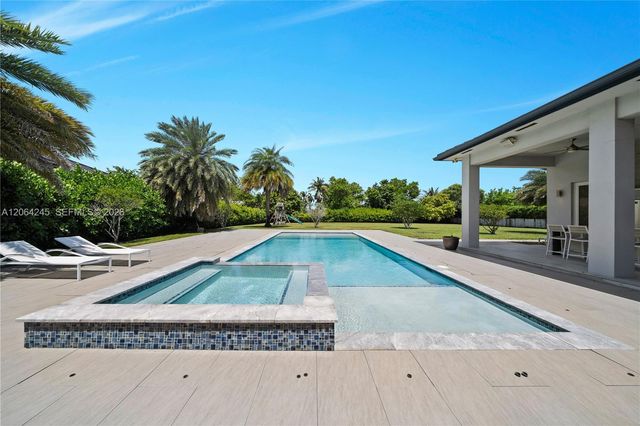 411 NW 125th Ave, Miami, FL 33182