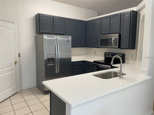 8312 LAKE PARK ESTATES BOULEVARD, Orlando, FL 32818