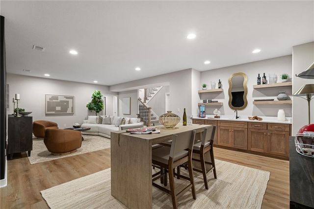 4453 Tee Box Drive, Basehor, KS 66007