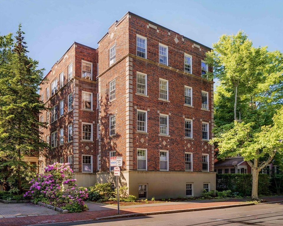 32 Shepard Street 21, Cambridge, MA 02138