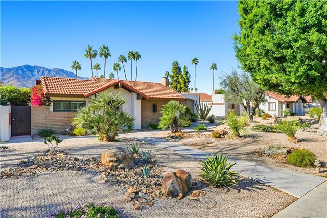 2367 S Gene Autry B, Palm Springs, CA 92264