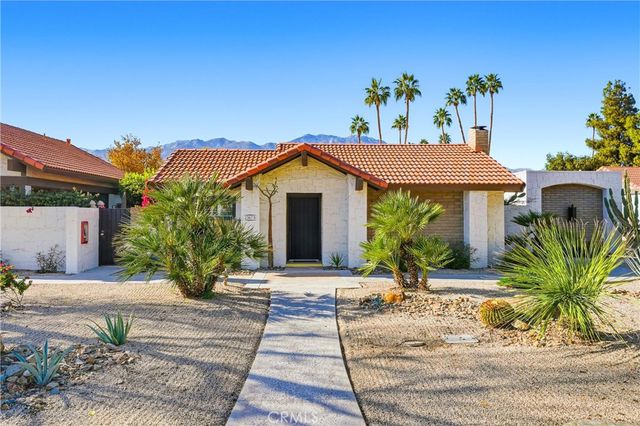 2367 S Gene Autry B, Palm Springs, CA 92264