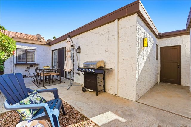 2367 S Gene Autry B, Palm Springs, CA 92264