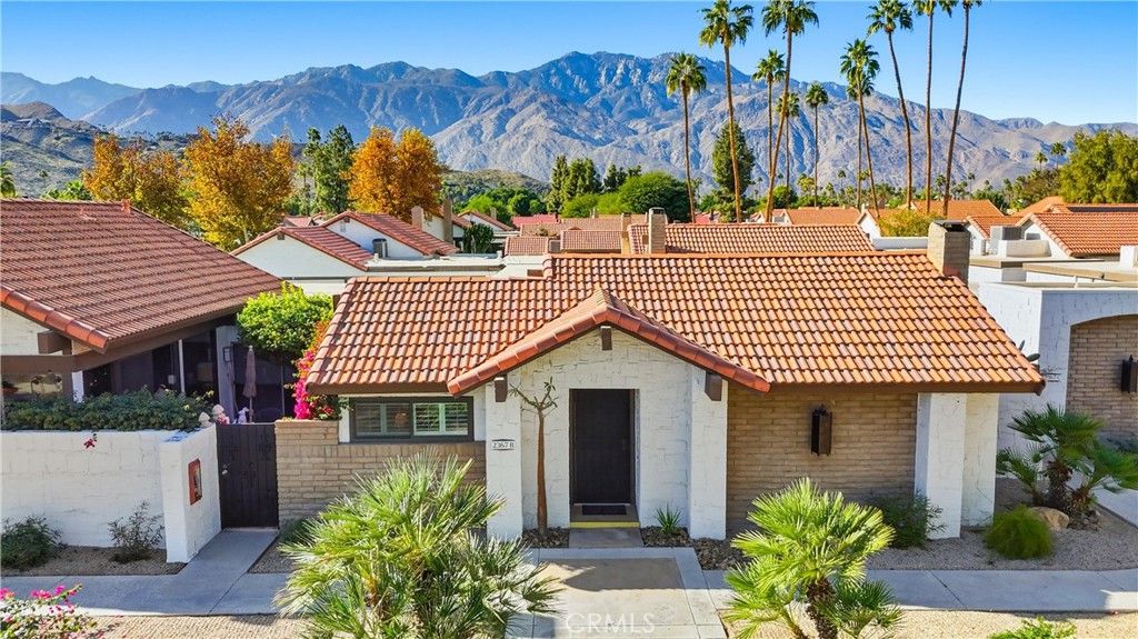 2367 S Gene Autry B, Palm Springs, CA 92264