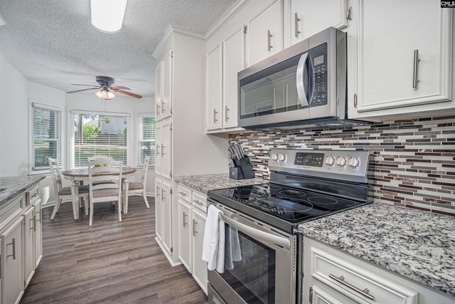 300 Rollingwood Drive, Lexington, SC 29072