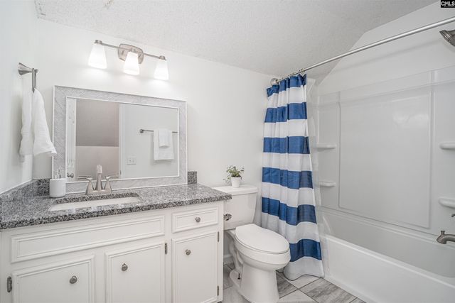 300 Rollingwood Drive, Lexington, SC 29072