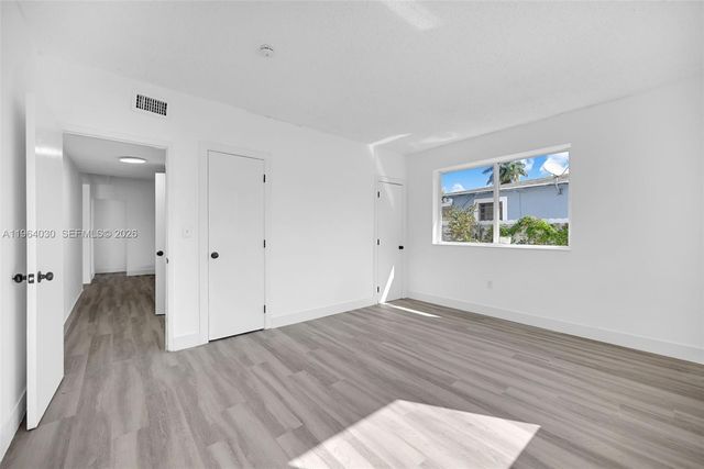 1391 NW 102nd St 1391, Miami, FL 33147