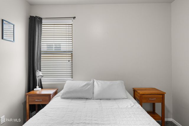 12401 KNIGHTSBRIDGE Drive, Horizon City, TX 79928