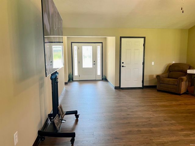 814 W Washington Street, Monticello, IN 47960