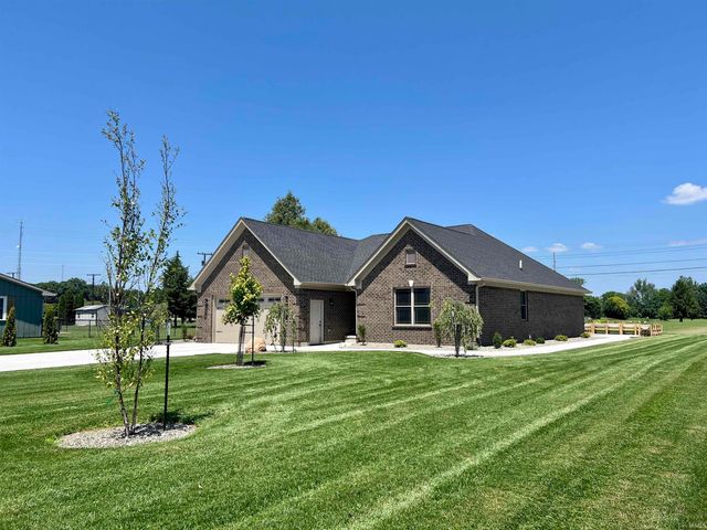 814 W Washington Street, Monticello, IN 47960
