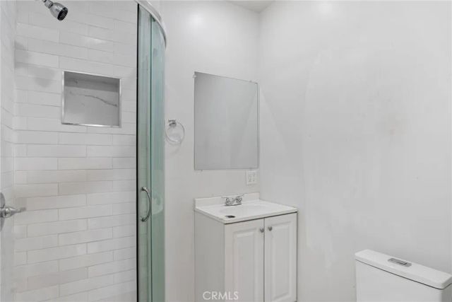 301 W 1st, La Habra, CA 90631