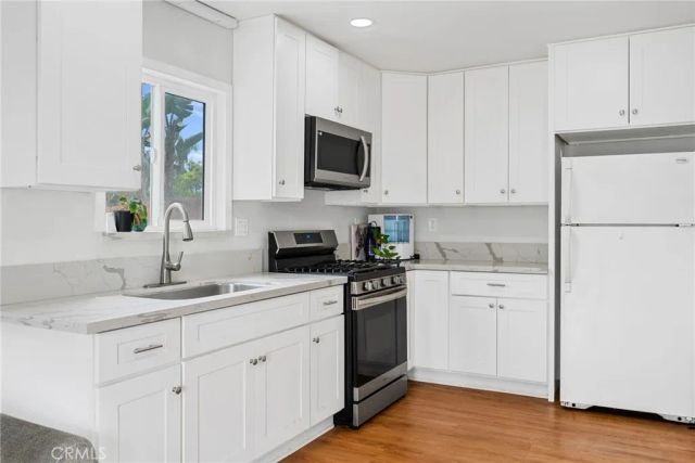 301 W 1st, La Habra, CA 90631