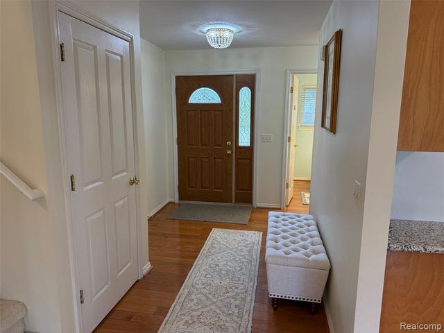 51367 D W Seaton Drive, New Baltimore, MI 48047