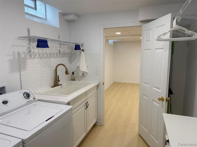 51367 D W Seaton Drive, New Baltimore, MI 48047