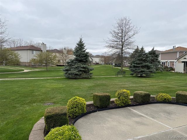 51367 D W Seaton Drive, New Baltimore, MI 48047