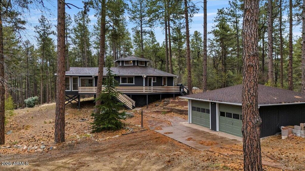 Image 4 of property listing at 5979 W DEARING Road, Prescott, AZ 86305