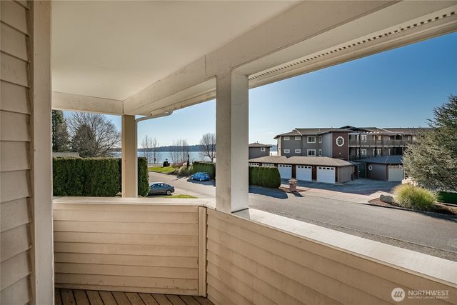 1326 4th Street, Blaine, WA 98230