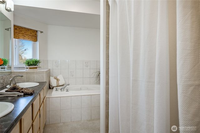 1326 4th Street, Blaine, WA 98230