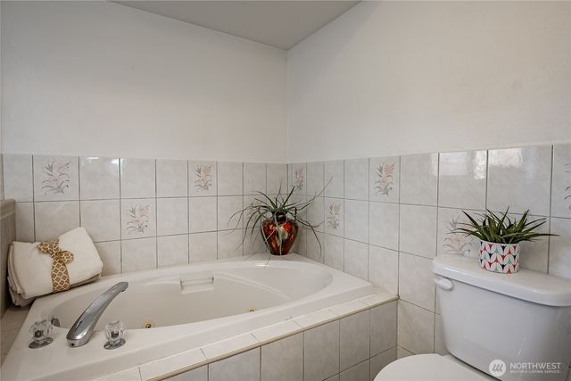 1326 4th Street, Blaine, WA 98230