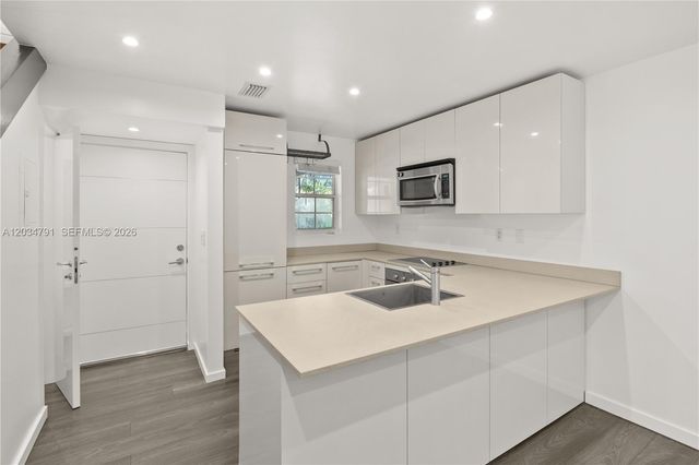 3130 Bird Avenue 3, Miami, FL 33133
