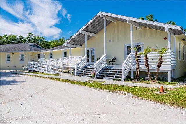 8806 SW Start Center ST, Arcadia, FL 34269