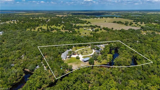 8806 SW Start Center ST, Arcadia, FL 34269