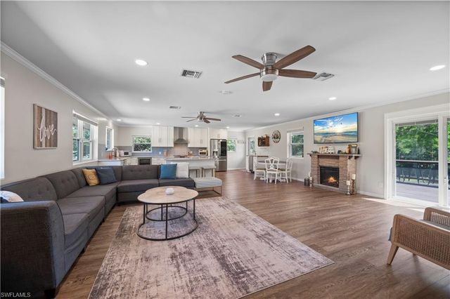 8806 SW Start Center ST, Arcadia, FL 34269