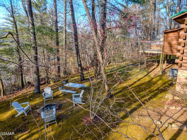 3226 Priscilla Heights Lane, Sevierville, TN 37862