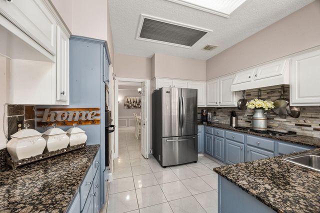 17006 Quiet Dale Court, Houston, TX 77095