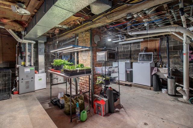 122 W State Street, Scottville, MI 49454