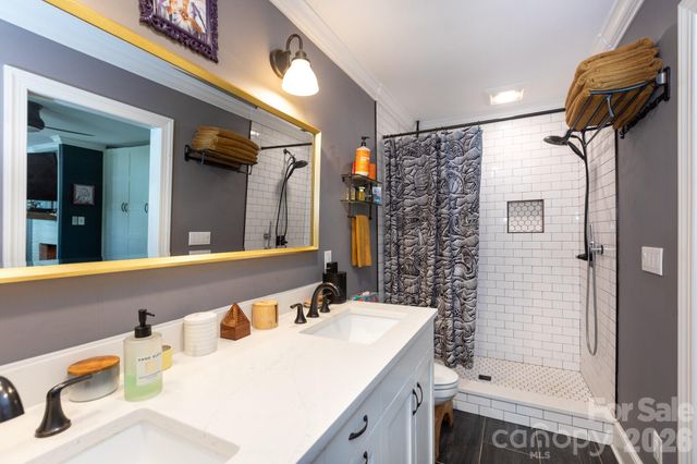 4031 Langhorne Avenue, Charlotte, NC 28205
