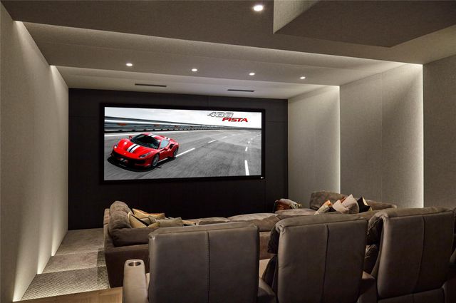 516 Mola Ave, Fort Lauderdale, FL 33301