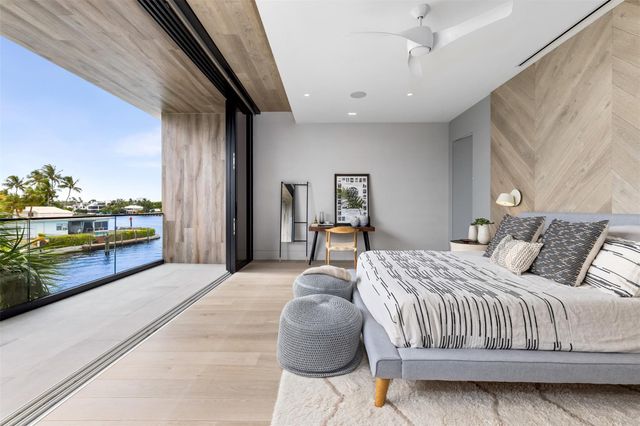 516 Mola Ave, Fort Lauderdale, FL 33301