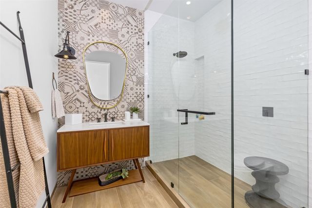 516 Mola Ave, Fort Lauderdale, FL 33301